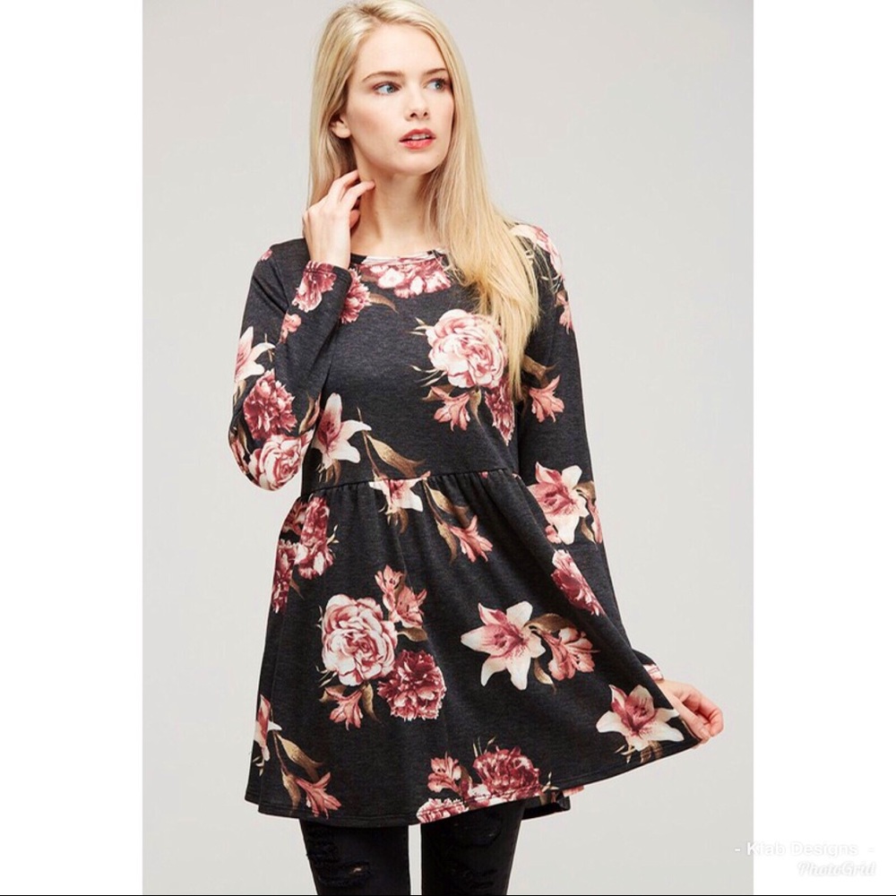 LAST 1! Buttery Soft Floral Ruffle Top in Charcoal - Picture 5 of 8